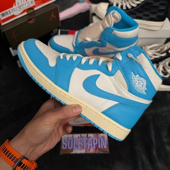 Nike Air Jordan Retro 1 High OG UNC Reimagined - BRAND NEW - Men\'s Size 9.5 main image 4